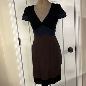 BCBGMAXAZRIA Neutral Cap Sleeve Dress Size 0